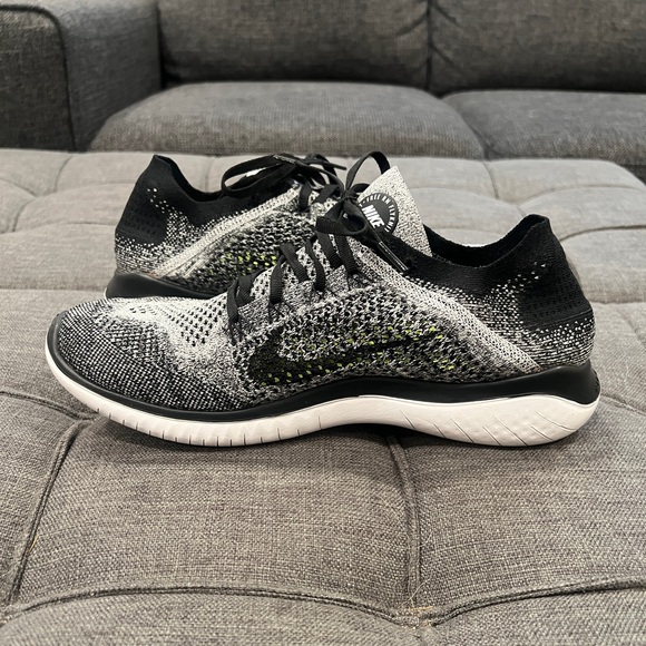 Nike Free Run Flyknit 2018 – White/Grey/Black, Size 10.5 - Picture 3 of 7
